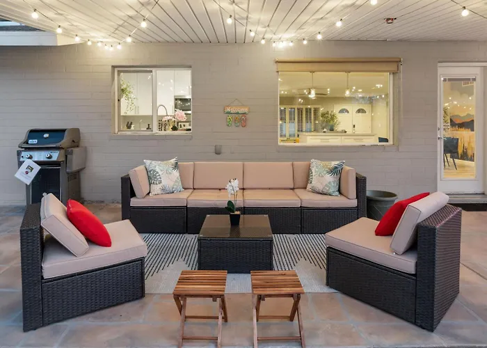 Spacious Scottsdale Getaway With Pool Tempe